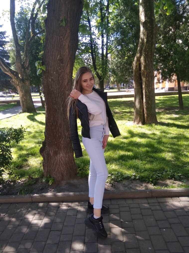 Азалия Хасанова