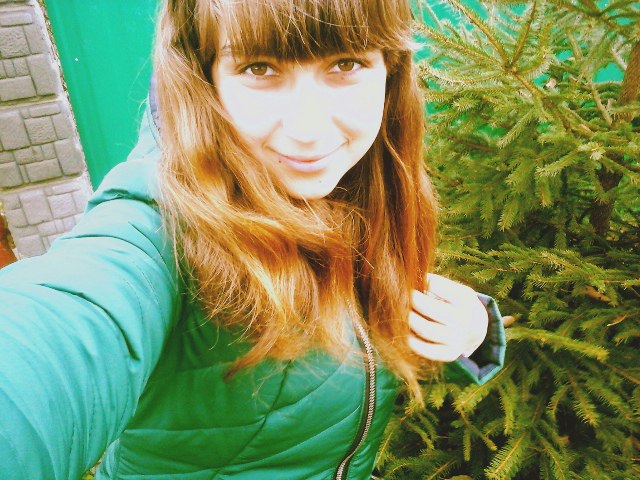 Полина Устинова