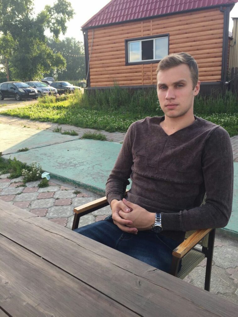Денис Морозов