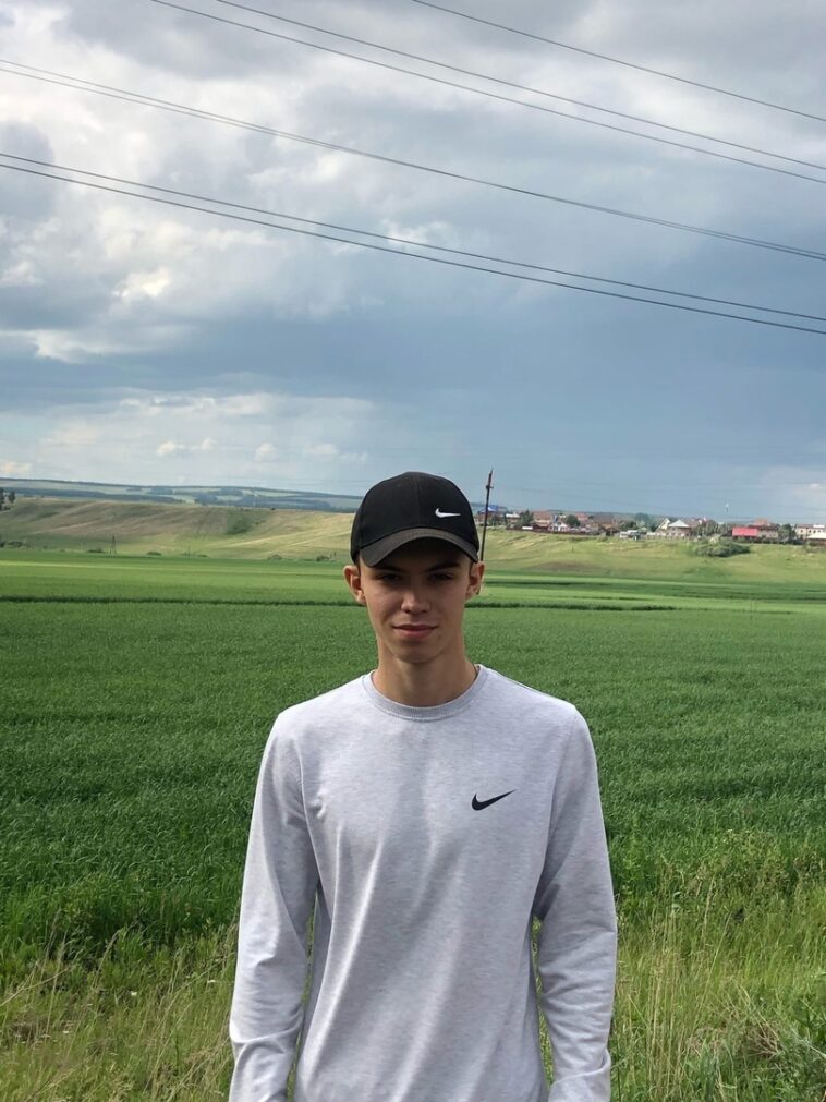 Паша Сергеев