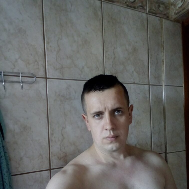 Дмитрий Петров